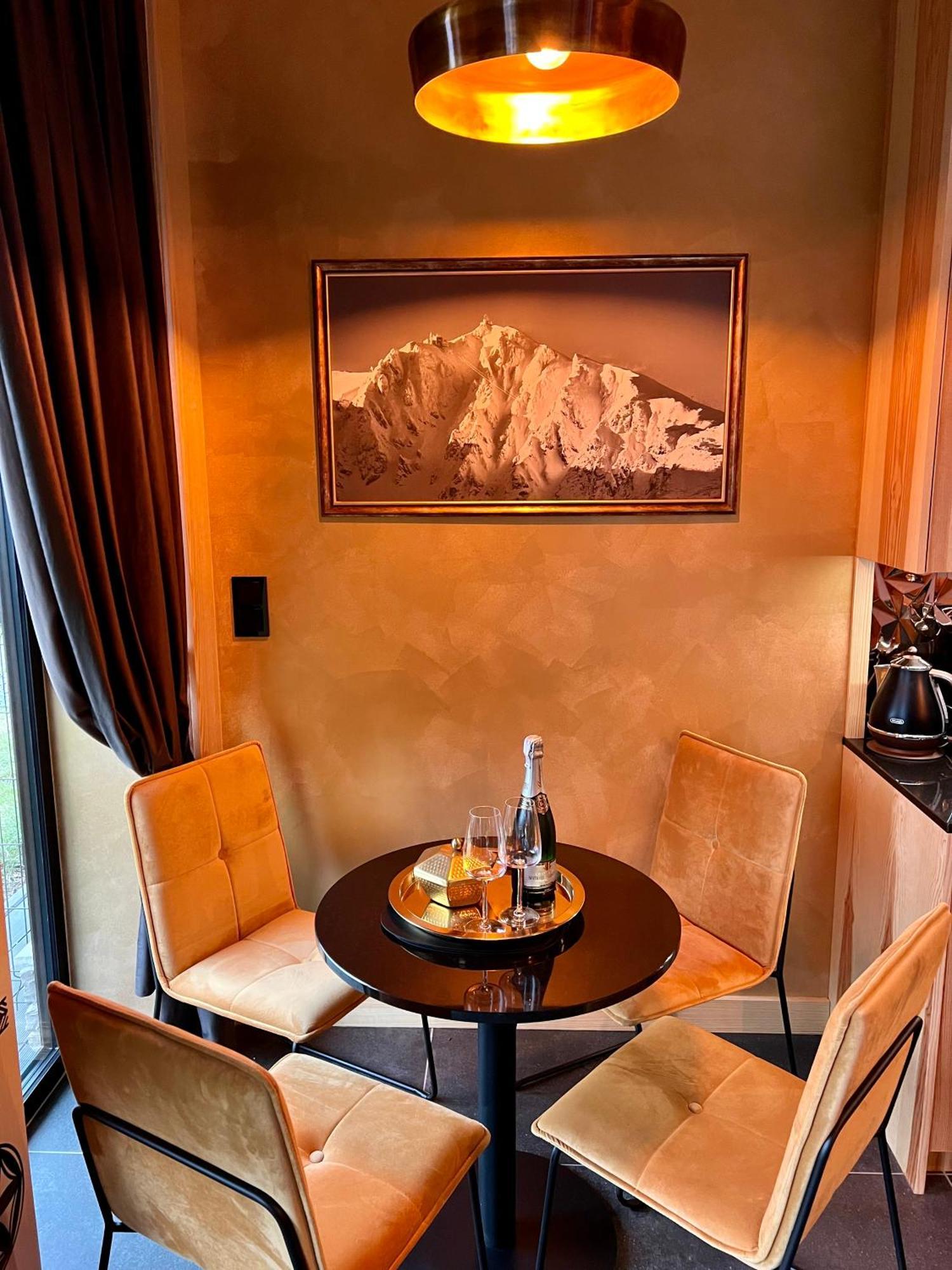 Crusoe Zakopane Apartment ภายนอก รูปภาพ